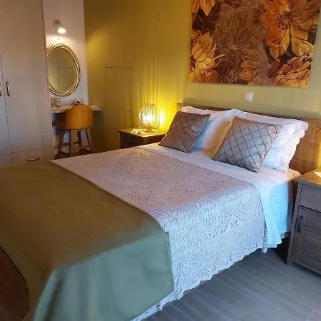 Zoi Luxurious Seaview Retreat *